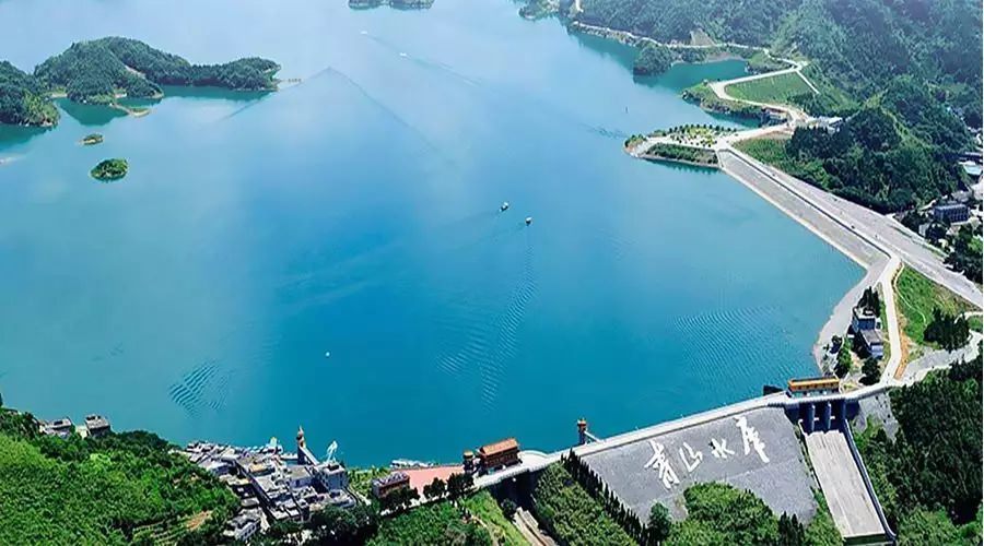 【4天五一小長假攻略】-西尼機電預(yù)祝各位“五一勞動節(jié)”快樂！