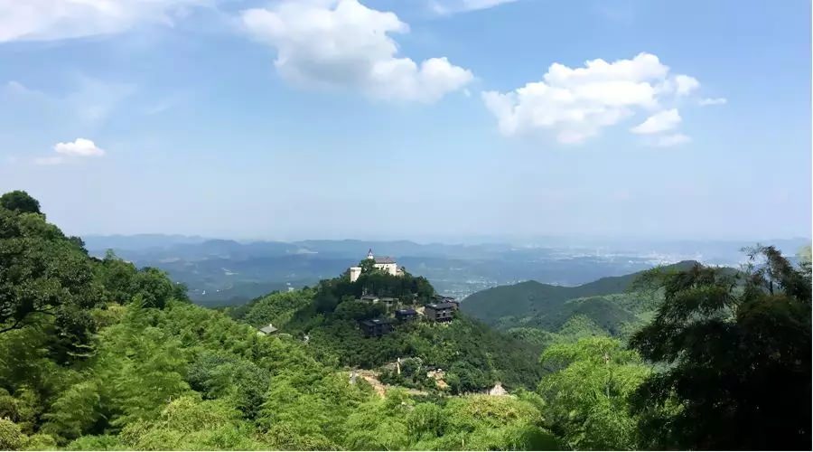 【4天五一小長假攻略】-西尼機電預(yù)祝各位“五一勞動節(jié)”快樂！