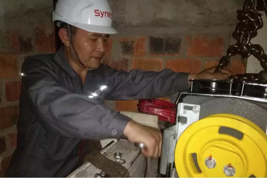 炎炎夏日：高溫下的堅守—《電梯人倡議書》，幫忙傳遞一下,一位也行!